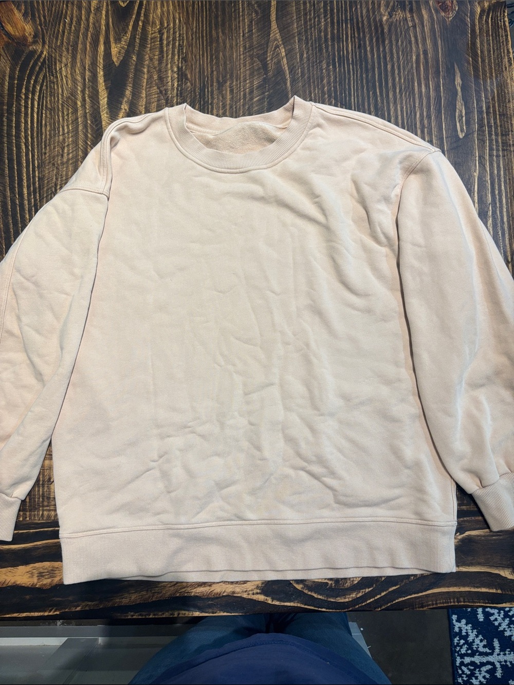 Lululemon Women's Crewneck Sweatshirt in Light tan